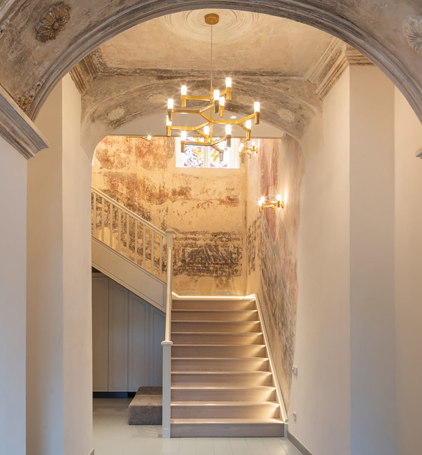 CROWN MINOR Suspension Lamp