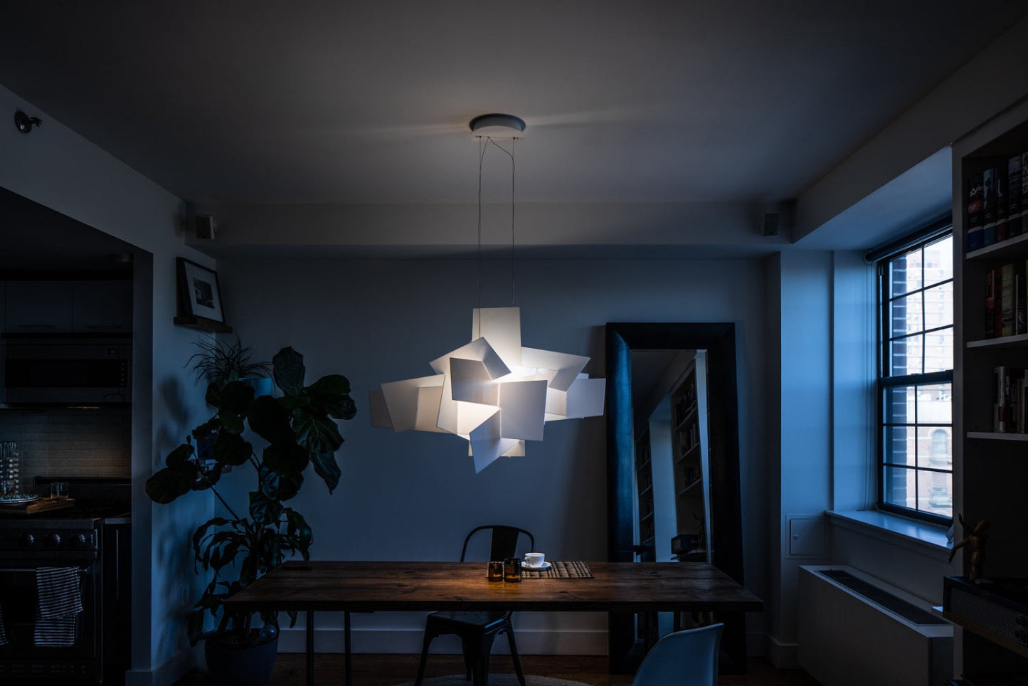 BIG BANG White Suspension Lamp