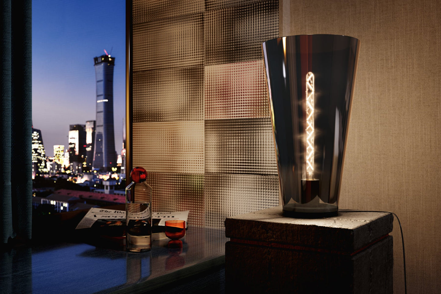 MEGAPHONE - Table Lamp