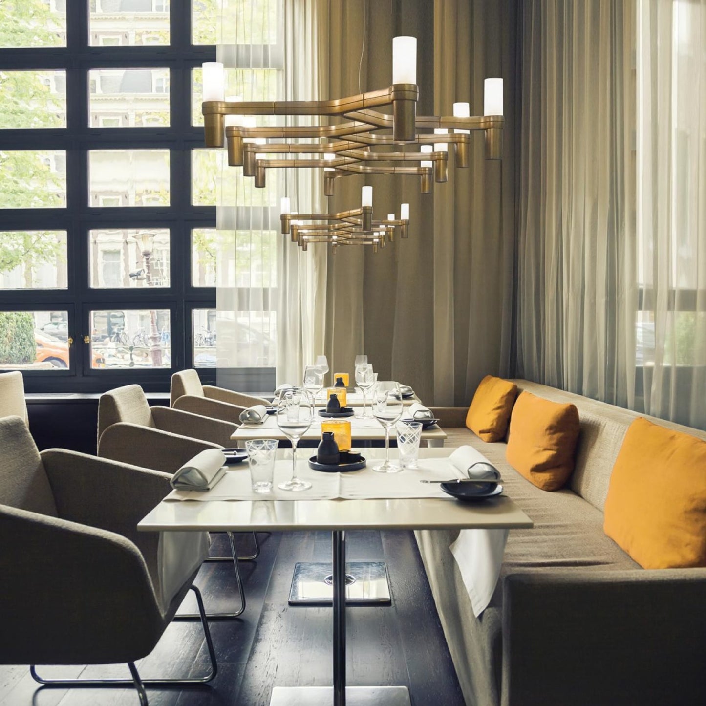 CROWN PLANA LINEA Suspension Lamp