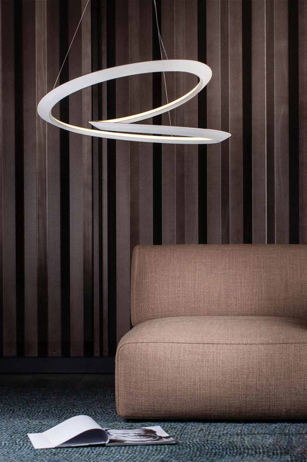 KEPLER MINOR UPLIGHT Chandelier Lamp