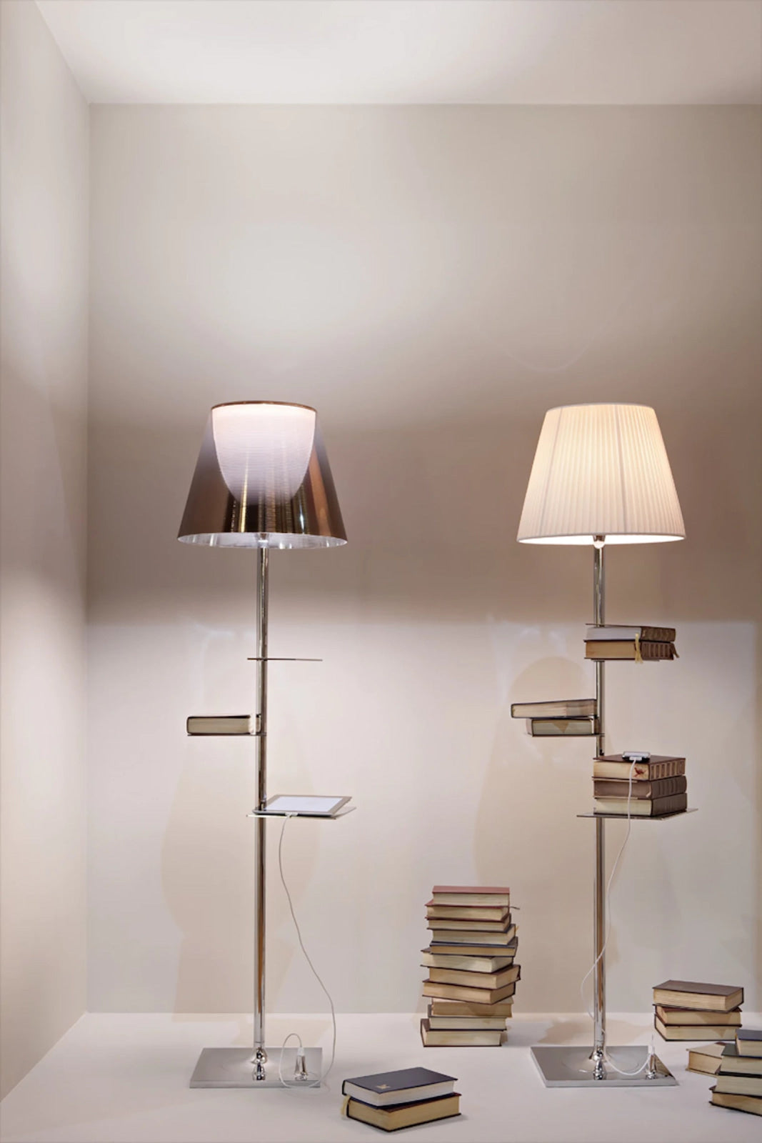 BIBLIOTHEQUE SILVER Silver Floor Lamp