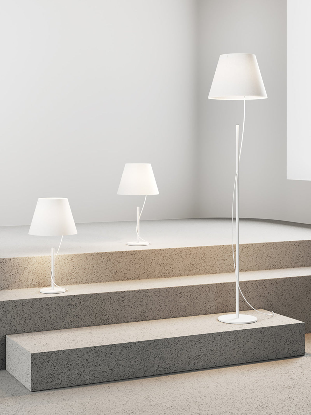 HOVER FLOOR Matte White Floor Lamp
