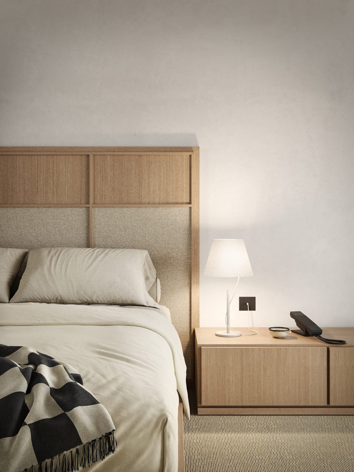 HOVER TABLE Matte White Table Lamp
