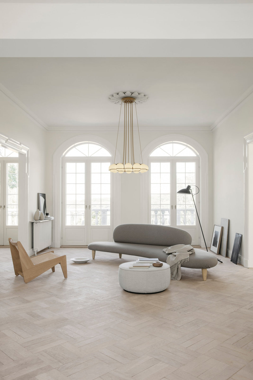 2109/12/14 CHAMPAGNE Champagne Chandelier Lamp