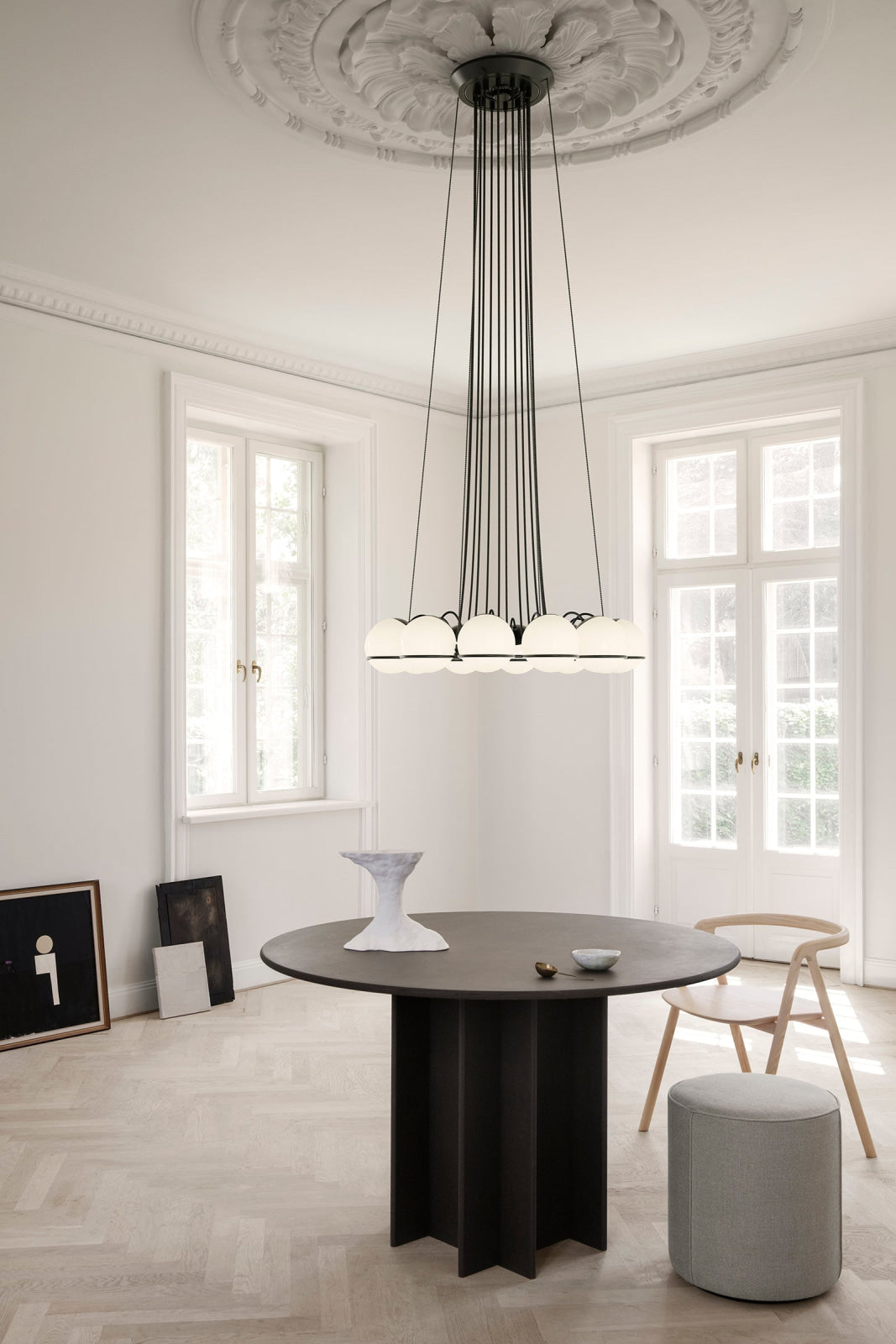 2109/12/14 BLACK Black Chandelier Lamp