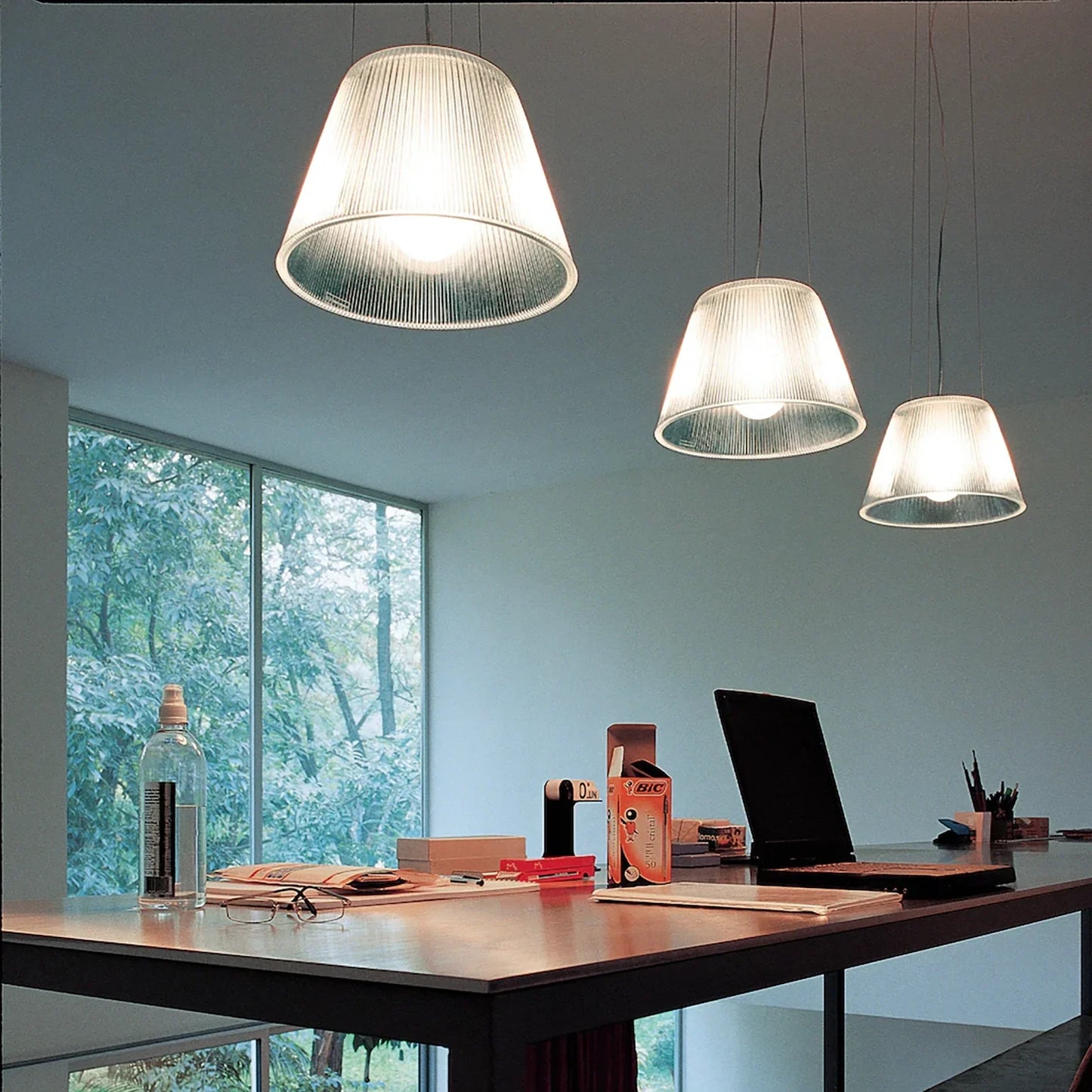 ROMEO MOON SUSPENSION 1