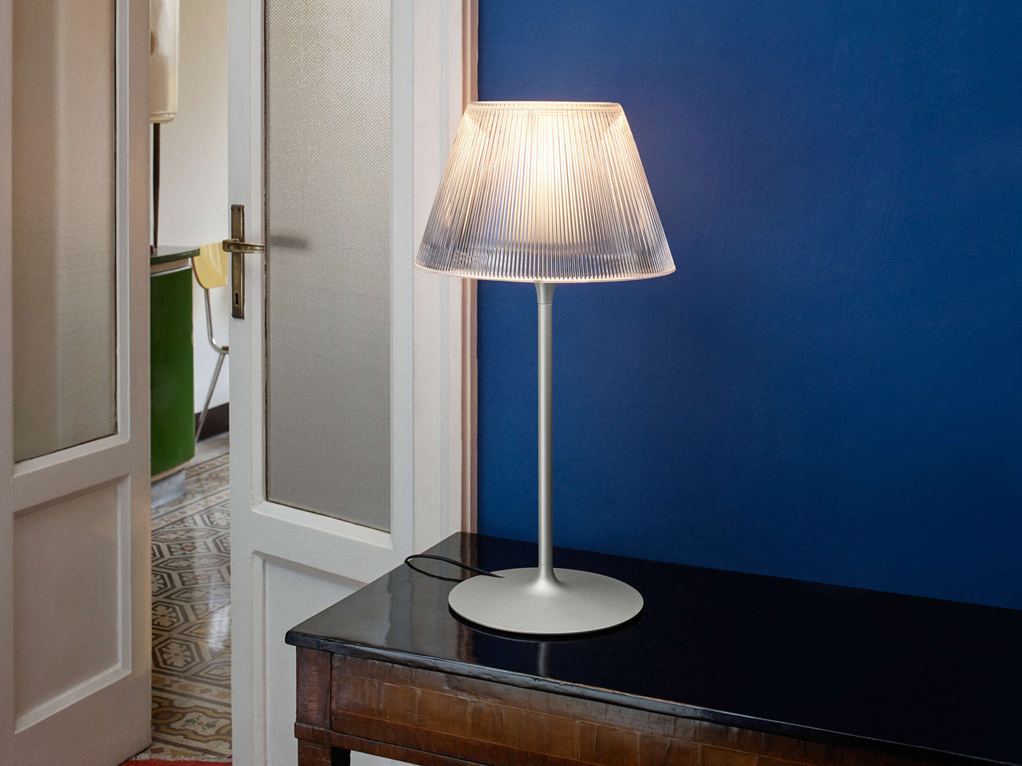 ROMEO MOON TABLE 1 Glass Table Lamp