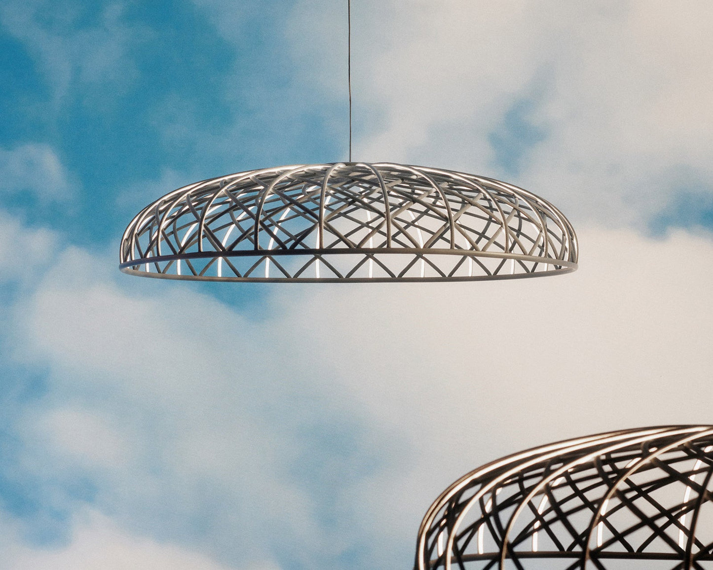 SKYNEST ALMOND Almond Suspension Lamp