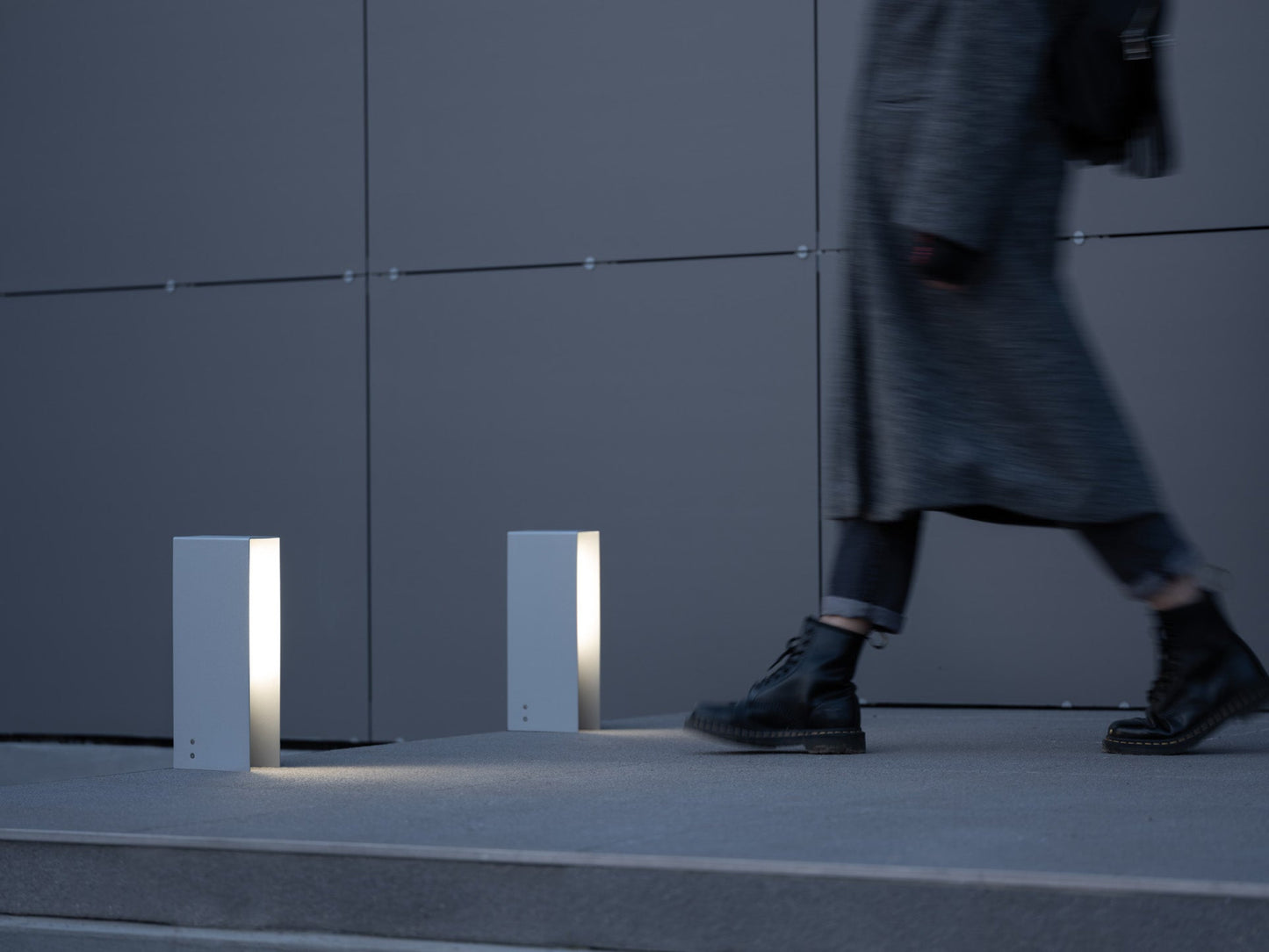 FLAG 330 ZERO Grey Anthracite RAL 7021 Exterior Bollard Lamp