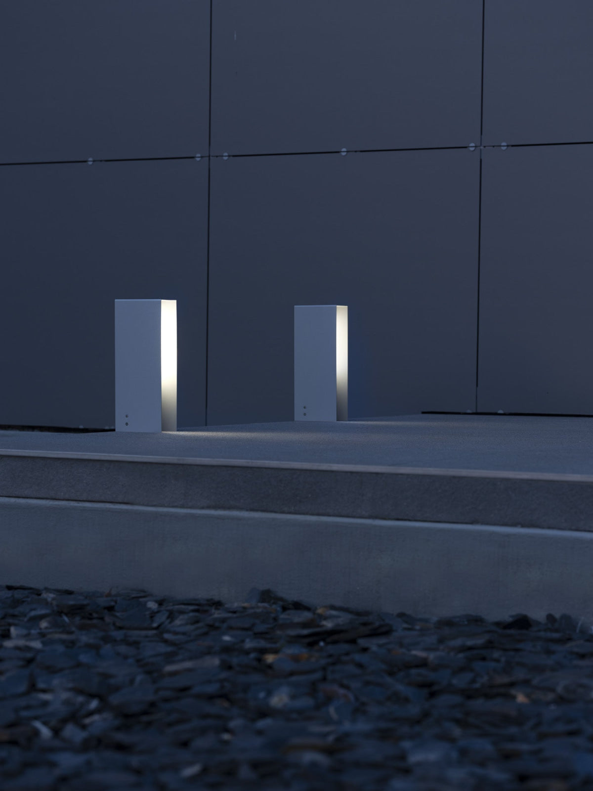 FLAG 330 ZERO Grey Anthracite RAL 7021 Exterior Bollard Lamp