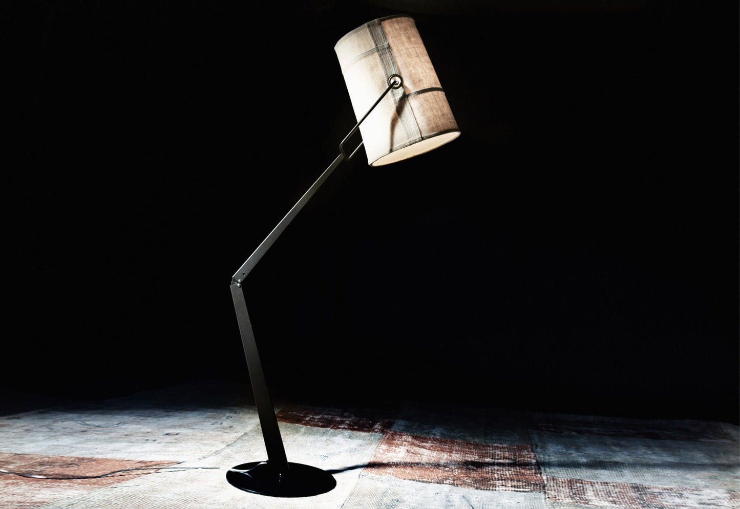 FORK FLOOR Ivory / Anthracite Floor Lamp