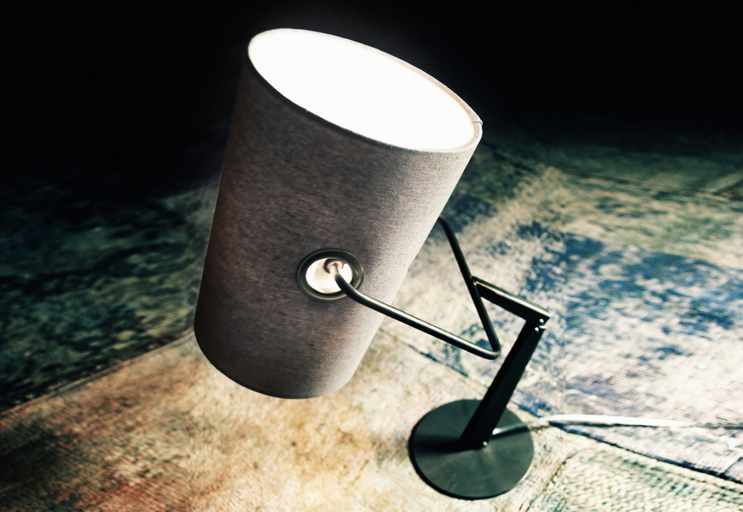 FORK TABLE Ivory / Anthracite Table Lamp